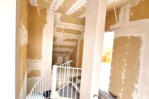 Exklusive Maisonette-Wohnung 162 m², Dachterrasse, Tiefgarage, gute Lage in A-Lechhausen – Die vollständige Adresse der Immobilie erhältst du vom Anbieter., 86165 Innenstadt. St. Ulrich-Dom, Augsburg – Vorschaubild 11