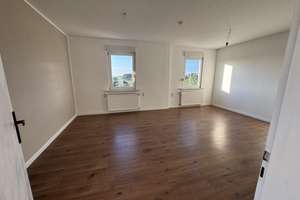 Wohnen am Wohnen am Waldrand: Charmante 4-Zimmer-Maisonette,  2 Bäder, Garage u. Stellplatz – Die vollständige Adresse der Immobilie erhältst du vom Anbieter., 42897 Lennep West, Remscheid – Vorschaubild 4