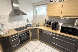 KA-Durlach! Gepflegtes Zweifamilienhaus mit Garten und Einzelgarage - EG Frei! – Die vollständige Adresse der Immobilie erhältst du vom Anbieter., 76227 Durlach, Karlsruhe – Vorschaubild 11
