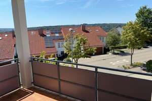 2-Zimmer-DG-Wohnung in Blaustein (Nelly-Sachs-Strasse) mit TG-Stellpl + EBK – Die vollständige Adresse der Immobilie erhältst du vom Anbieter., 89134 Blaustein – Vorschaubild 3