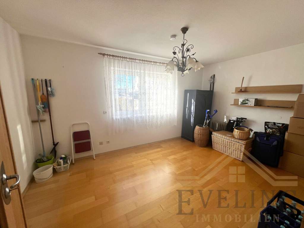 Immobilie in Grasbrunn - Charmantes 3-Familienhaus mit freier Einheit in Grasbrunn  – Kapitalanlage & Eigennutzung möglich - Bild 3