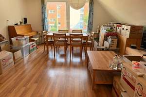 4 Zimmer Wohnung mit ausgebautem Spitzboden! – Nordlandweg 45, 22145 Rahlstedt, Hamburg – Vorschaubild 2