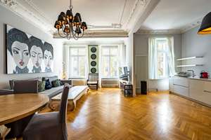 Stilvolles Gründerzeithaus in Charlottenburg: Moderne 2-Zimmer-Wohnung