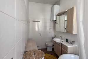 Stilvolle 2-Raum-Wohnung mit gehobener Innenausstattung in Nürnberg – Bärenschanzstraße 83, 90429 Nürnberg – Vorschaubild 11