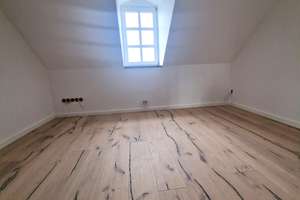 Altbau trifft Design - Exklusive 3,5 -Zimmer-Wohnung mit Homeoffice & Ankleide – Die vollständige Adresse der Immobilie erhältst du vom Anbieter., 90763 Altstadt, Innenstadt, Fürth – Vorschaubild 6