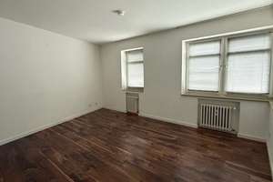Große Maisonette-Wohnung mit 3 Balkonen! – Rathausstraße 18, 47166 Alt-Hamborn, Duisburg – Vorschaubild 7