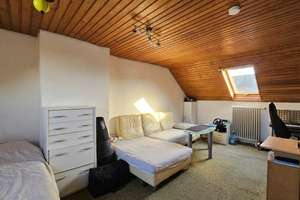 Familienhaus mit großem Garten in ruhiger Lage von Ingolstadt-Haunwöhr | 4 Schlafzimmer | Garage – Scheinerstr. 104, 85051 Münchener Straße, Ingolstadt – Vorschaubild 15