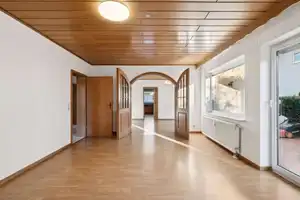 Großzügiges Zweifamilienwohnhaus - auch für Kapitalanleger! – Main-Kinzig-Kreis – Vorschaubild 4