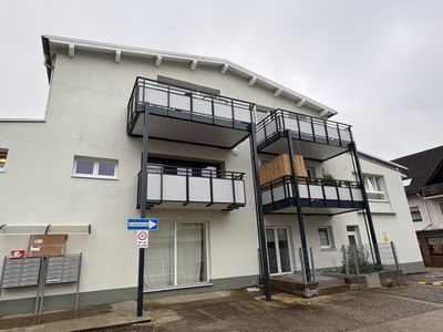 Gut geschnittene 2 Zimmer Wohnung mit Terrasse zu vermieten