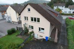 Massives Einfamilienhaus mit Garten und Garagen in Beverungen – Bahnhofstraße 62, 37688 Beverungen – Vorschaubild 3