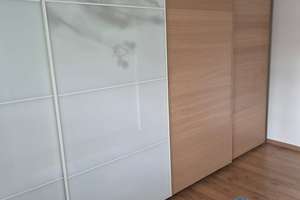 Helle 4-Zimmer-Dachgeschosswohnung mit Balkon, Stellplatz & modernisierter Ausstattung in Oberhausen – 46119 Osterfeld-Ost, Oberhausen – Vorschaubild 2