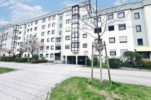 Sonnig 🌻 | Balkon | TG-Stellplatz