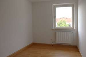 3-Zimmer-Wohnung mit Loggia in Nürnberg-Wöhrd – Georg-Strobel-Straße 35, 90489 Wöhrd, Nürnberg – Vorschaubild 7