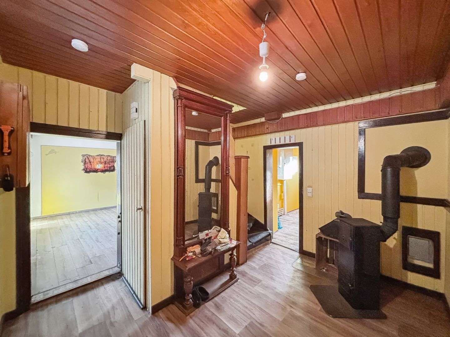 Immobilie in Niedere Börde - Groß Ammensleben - Charmantes Wohnhaus mit Galerie, Gewölbekeller und Nebengelass - Bild 6