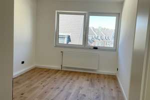Großzügige 2-Zimmer Wohnung in Köln-Deutz mit Balkon zum Innenhof – Tempelstraße 49, 50679 Deutz, Köln – Vorschaubild 3
