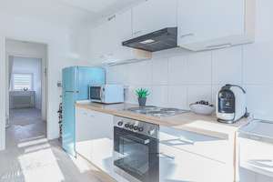 Schöne renovierte und teilmöblierte Wohnung in Düsseldorf Unterrath