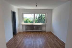 Viel Platz in Heilbronn: Saniertes Vier-Zimmer-Apartment mit Balkon – Schongauer Straße 36/1, 74078 Neckargartach, Heilbronn – Vorschaubild 4