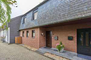 Ruhiges Wohnen in Stolberg-Gressenich – Reihenmittelhaus mit kleinem gepflegtem Garten – Bergerhof 36, 52224 Stolberg (Rheinland) – Vorschaubild 2