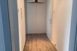 Wohnen in zentraler Lage. Einkaufsstrasse direkt vor der Haustür. Auf Wunsch auch möbliert. – Cranger Str.  320, 45891 Erle, Gelsenkirchen – Vorschaubild 2
