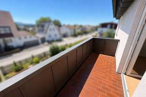 Salach/ab sofort: 3-ZKB-Whg. im 1. OG in 3FH, ruhig, zentral, gepflegt, Garten, Garage