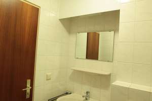 Provisionsfrei: Paket von 1-Zimmer Apartments in ruhiger Lage – Troppauer Str. 19, 1279 Laubegast, Dresden – Vorschaubild 2