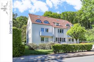Bielefeld-Hoberge - Top-Lage am Wald: 3 Zimmer-Wohnung mit drei Balkonen und Loggia – 33619 Dornberg, Bielefeld – Vorschaubild 2