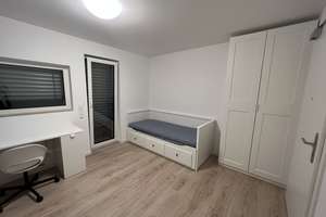Modernes, möbliertes 1-Zimmer-Studentenapartment mit Terrasse | Nähe Audi | EG | 21 m² – Unterer Grasweg 71, 85055 Nordost, Ingolstadt – Vorschaubild 2
