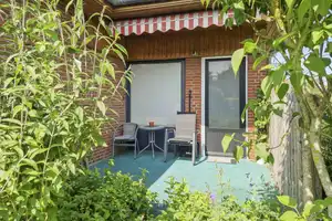 Großzügiges Einfamilienhaus mit Einliegerwohnung, PV-Anlage und Gartenidylle auf großzügigem 866 m²  – Steinburg (Kreis) – Vorschaubild 19