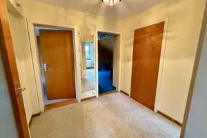 Einfamilienhaus mit Einliegerwohnung und viel Platz auf dem Grundstück – Hannover (Kreis) – Vorschaubild 11