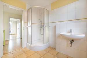 Einfamilienhaus in Niedrigenergiebauweise: Photovoltaik-Anlage, Brunnen, Wallbox (Neubau 2001) – Die vollständige Adresse der Immobilie erhältst du vom Anbieter., 2625 Bautzen – Vorschaubild 23