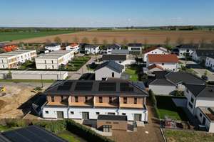 Erstbezug! Neubau-Reihenhaus mit Garten und Einbauküche in ruhiger Lage – Die vollständige Adresse der Immobilie erhältst du vom Anbieter., 93073 Neutraubling – Vorschaubild 27
