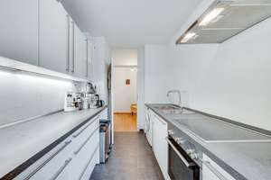 AIGNER - 4-Zi.-Wohnung mit idealer Aufteilung & Balkon direkt am Univiertel! – Die vollständige Adresse der Immobilie erhältst du vom Anbieter., 80799 Universität, München – Vorschaubild 8