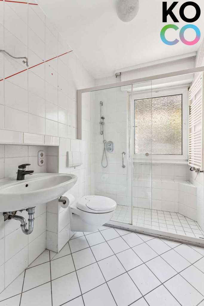 Immobilie in Schalksmühle - 1 Haus - 4 Wohnkonzepte: Freistehendes Zweifamilienhaus mit mehreren Nutzungsmöglichkeiten! - Bild 3