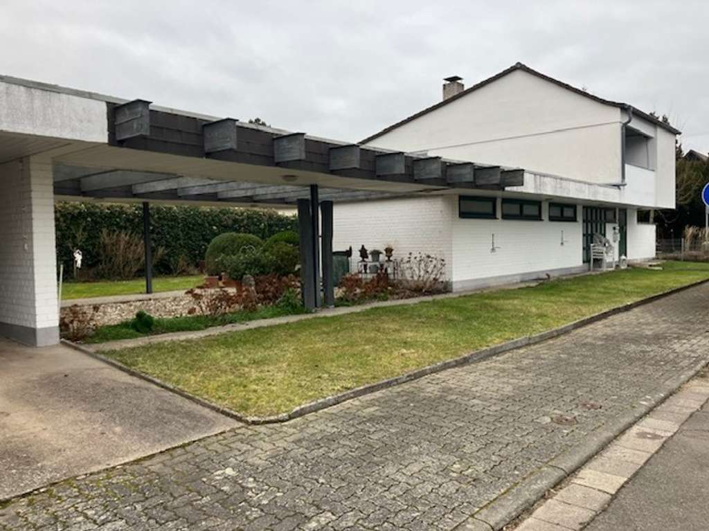 Immobilie in Römerberg - Zeitloses  "Architektenhaus" mit Charakter + Potenzial... - Bild 0