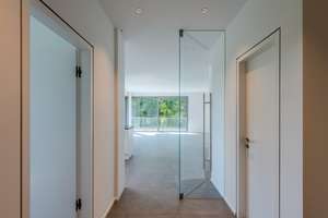 ***Attraktive 2,5-Zimmer-Wohnung mit Balkon und Blick ins Grüne*** – Die vollständige Adresse der Immobilie erhältst du vom Anbieter., 70599 Schönberg, Stuttgart – Vorschaubild 3