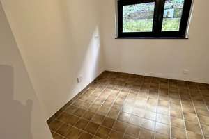 Helle und gepflegte 2-Zimmer-Wohnung mit Tageslichtbad in Wuppertal – Hohenstein 95, 42283 Barmen, Wuppertal – Vorschaubild 37