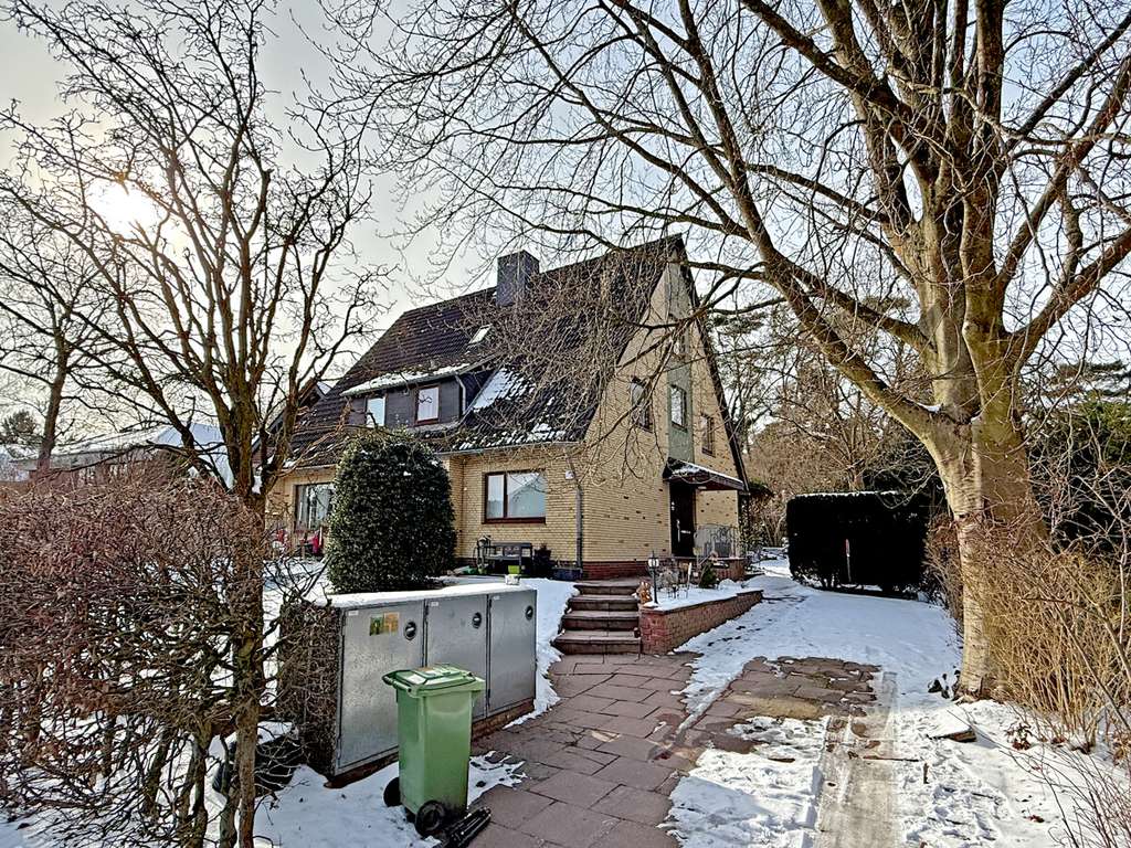 Immobilie in Hamburg - Vielseitig nutzbares Ein- oder Mehrfamilienhaus zum Kauf in Neugraben-Fischbek - Wentzel Dr. - Bild 3