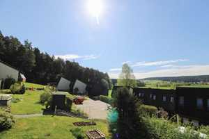 Urlaubsfeeling: Reiheneckhaus mit ELW, Balkon und 2 Terrassen im Familiendorf Waldachtal – Freudenstadt (Kreis) – Vorschaubild 3