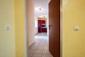 Westbalkon & Skylineblick – Leerstehende 2-Zimmer-Wohnung in Köln – Die vollständige Adresse der Immobilie erhältst du vom Anbieter., 51103 Höhenberg, Köln – Vorschaubild 17