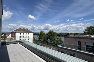 Luxuriöses Penthouse mit Dachterrasse in bester Rheinlage