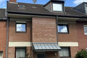 Leerstehendes EFH als Mehrgenerationenhaus in guter Lage von Holweide zu verkaufen