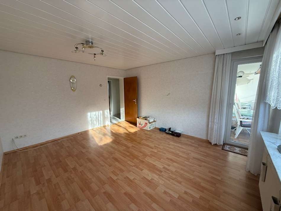 Wohnzimmer EG mit Balkon