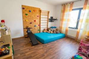 Zweifamilienhaus in Bielefeld-Lämershagen ca.  222 m², Garten, Sauna , viele Nutzungsmögliichkeiten – Die vollständige Adresse der Immobilie erhältst du vom Anbieter., 33699 Stieghorst, Bielefeld – Vorschaubild 5