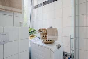 *PROVISIONSFREI* Bezugsfreie renovierte 2-Zimmer Altbauperle in hersschaftlichem Altbau in TOP-Lage – Prager Strasse 3, 10779 Wilmersdorf, Berlin – Vorschaubild 8