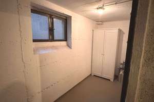 -- LINDENTHAL -- ruhige 2 Zim. Whg. mit großem Balkon -- bitte auch "Sonstiges" lesen -- – Franzstr. 71, 50935 Lindenthal (Ortsteil), Köln – Vorschaubild 10
