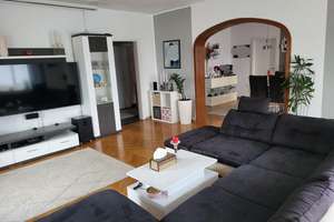 Großzügige 4,5 Zimmer Oase in Heilbronn Ost mit traumhafter, großer Terrasse und 2 Balkonen – Die vollständige Adresse der Immobilie erhältst du vom Anbieter., 74076 Heilbronn, Heilbronn – Vorschaubild 2
