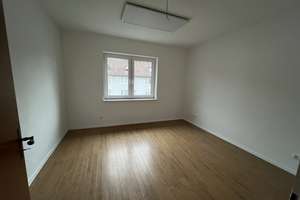 Neuvermietung einer 4-Raum-Wohnung nach umfassender Renovierung – Holsterhauser Straße 39, 45147 Holsterhausen, Essen – Vorschaubild 6