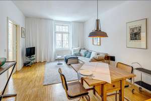 Möbliert: Schöne, neuwertige Altbauwohnung in gefragter Lage – Die vollständige Adresse der Immobilie erhältst du vom Anbieter., 81541 Untere Au, München – Vorschaubild 1