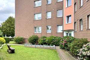 Familienfreundlich und voller Möglichkeiten: großzügige 4-Zimmer-Wohnung mit Loggia und Garage – 30952 Pattensen – Vorschaubild 3