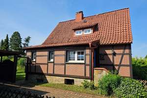 Kleines Einfamilienhaus mit großem Grundstück in Rinteln Süd! – Die vollständige Adresse der Immobilie erhältst du vom Anbieter., 31737 Rinteln – Vorschaubild 4